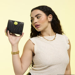 how to train your dragon night fury trifold wallet